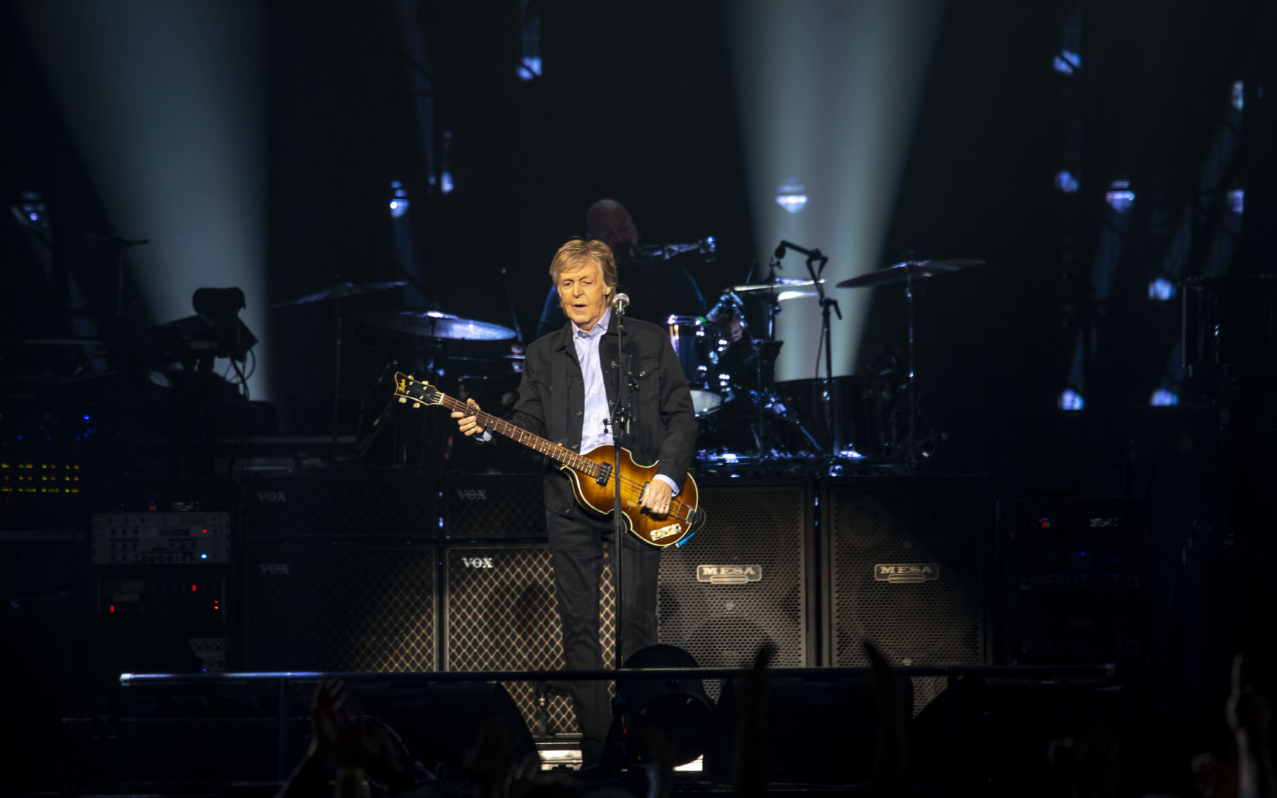061219-McCartney-Concert-012